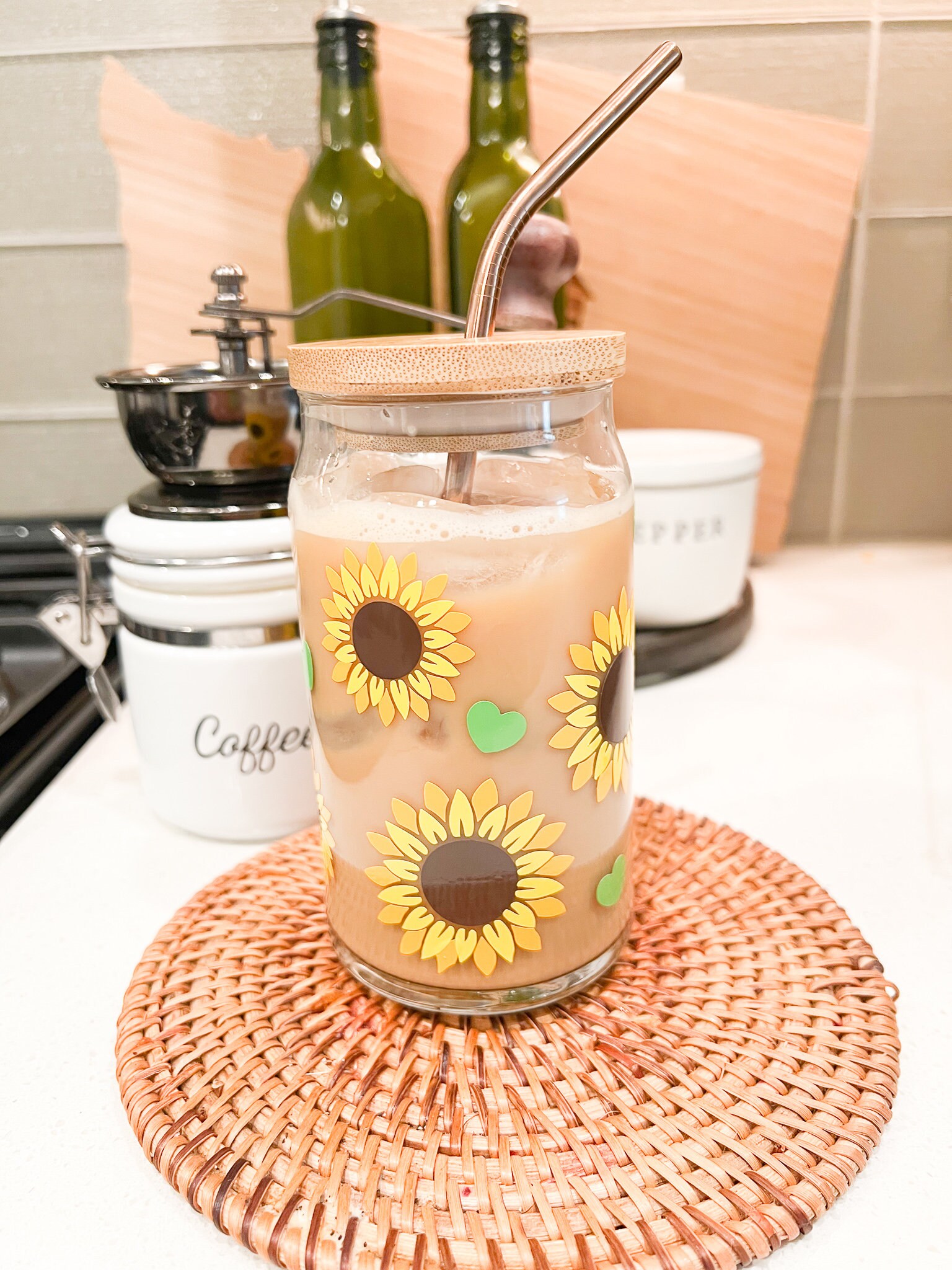 Sunflower Design Glass, Boho summertime, 16 oz Can Glass, Ice Coffee Drink, Gift, Spring Season, Gardening Flowers, Wildflower Design