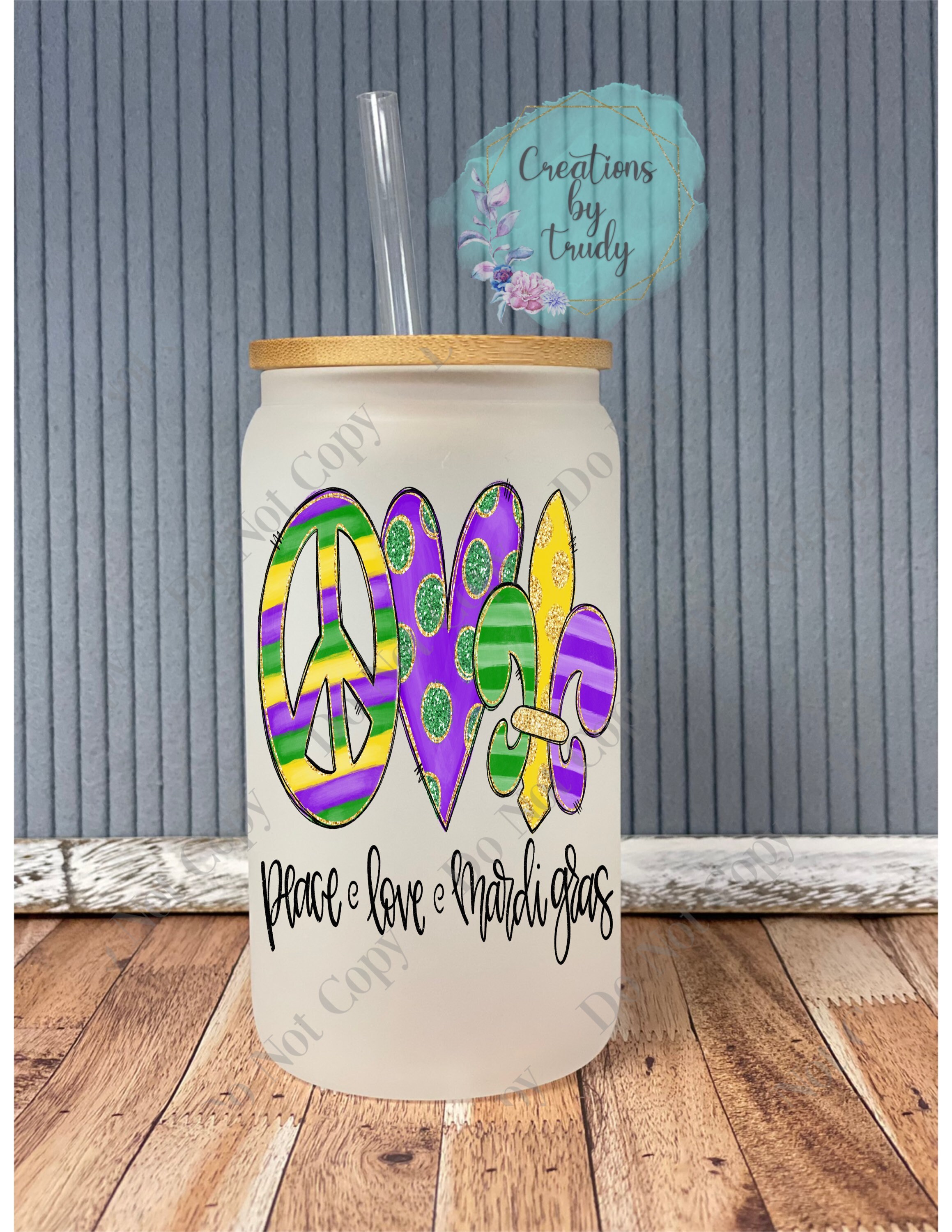 Peace love Mardi Gras- frosted can shaped glass with lid and straw