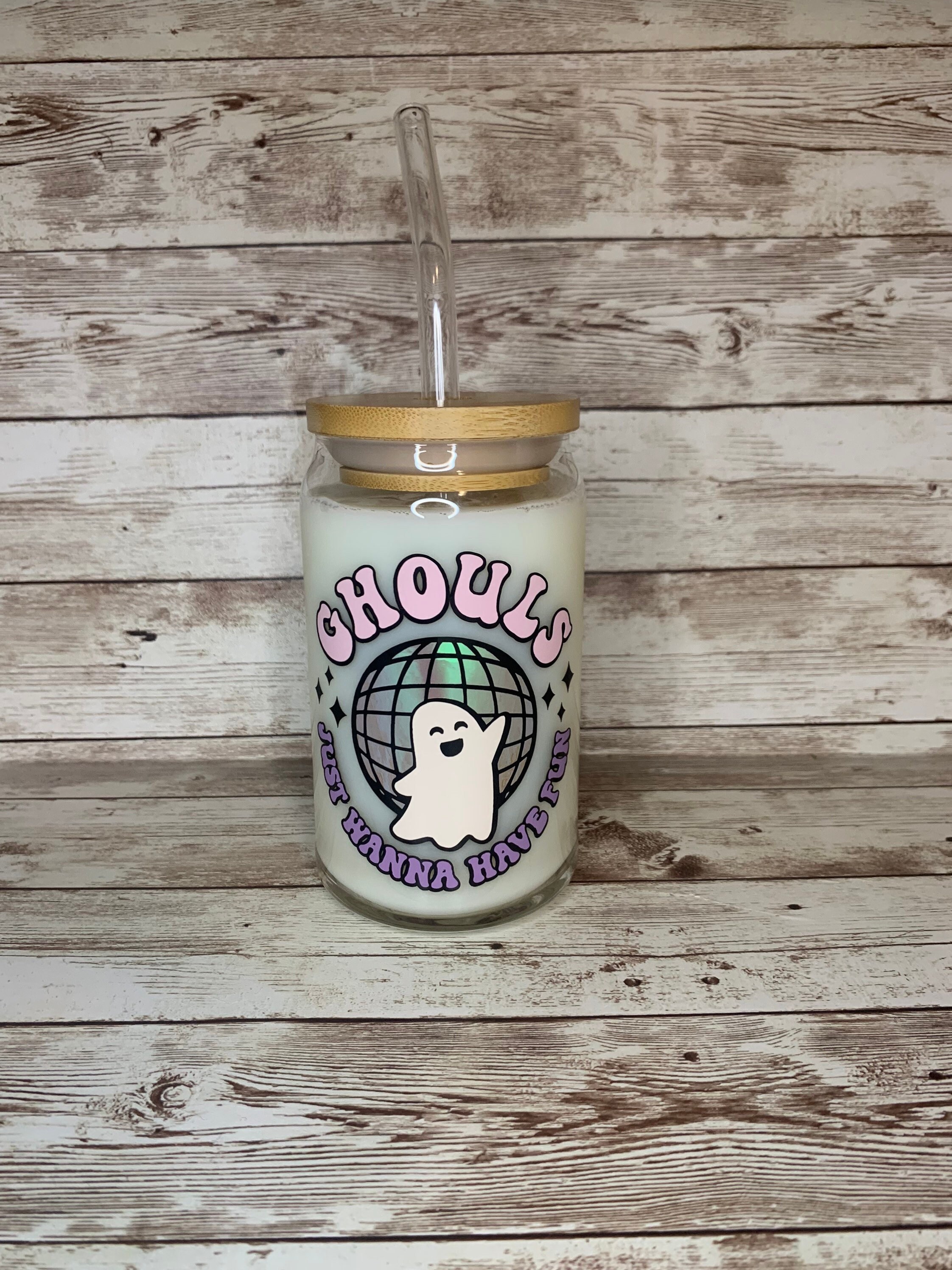 Cute Retro Ghost Beer Can Glass / Halloween Iced Coffee Cup / Gift for Her / Spooky Season Glass / Cup with Bamboo Lid / Disco Groovy Cup